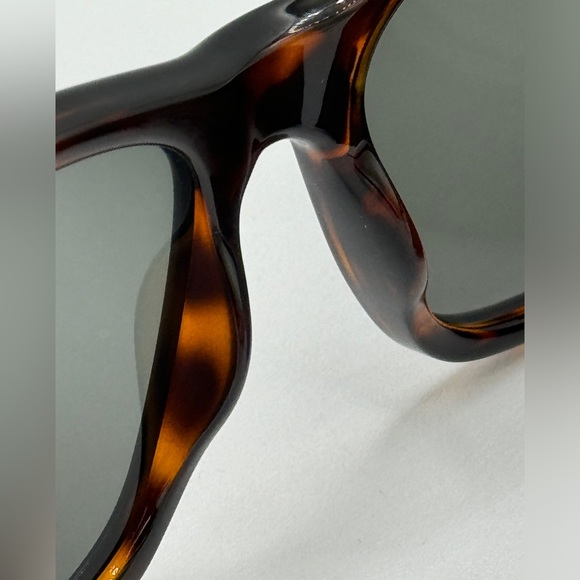 Saint Laurent SL318 Sunglasses - Picture 7 of 11